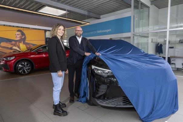 Fussballspielerin der Schweizer Nationalmannschaft Luana Bühler ist neue Markenbotschafterin für Volkswagen